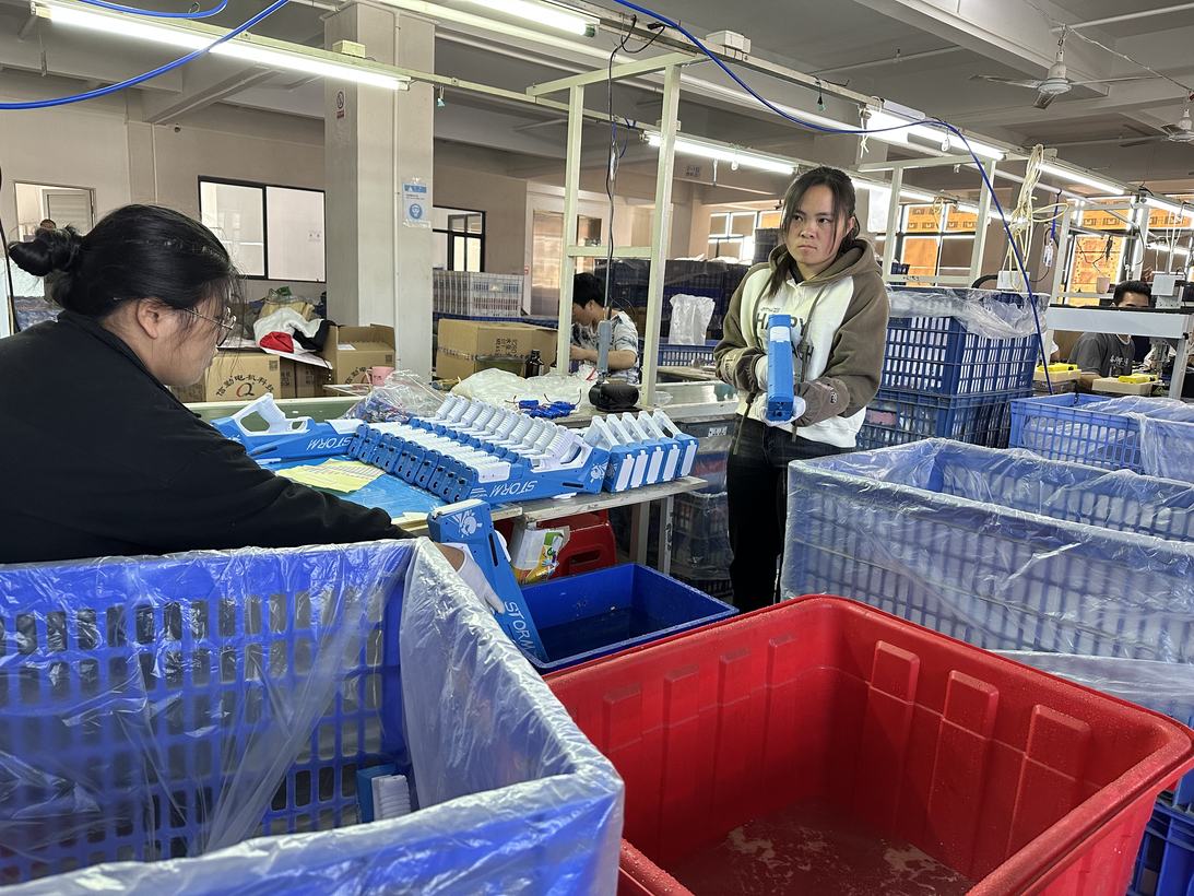 TopToyFactory assembly line for En gros toy production